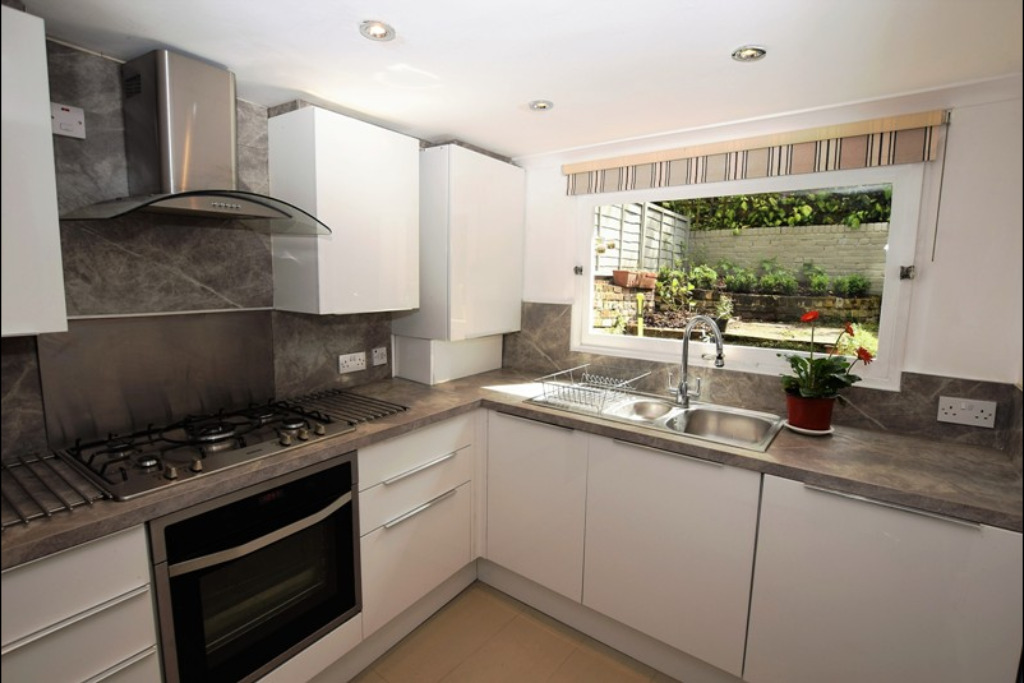 Regents Park Road, Primrose Hill, London, NW1 - Image 6 Regents Park Road, Primrose Hill, London, NW1 - Image 6