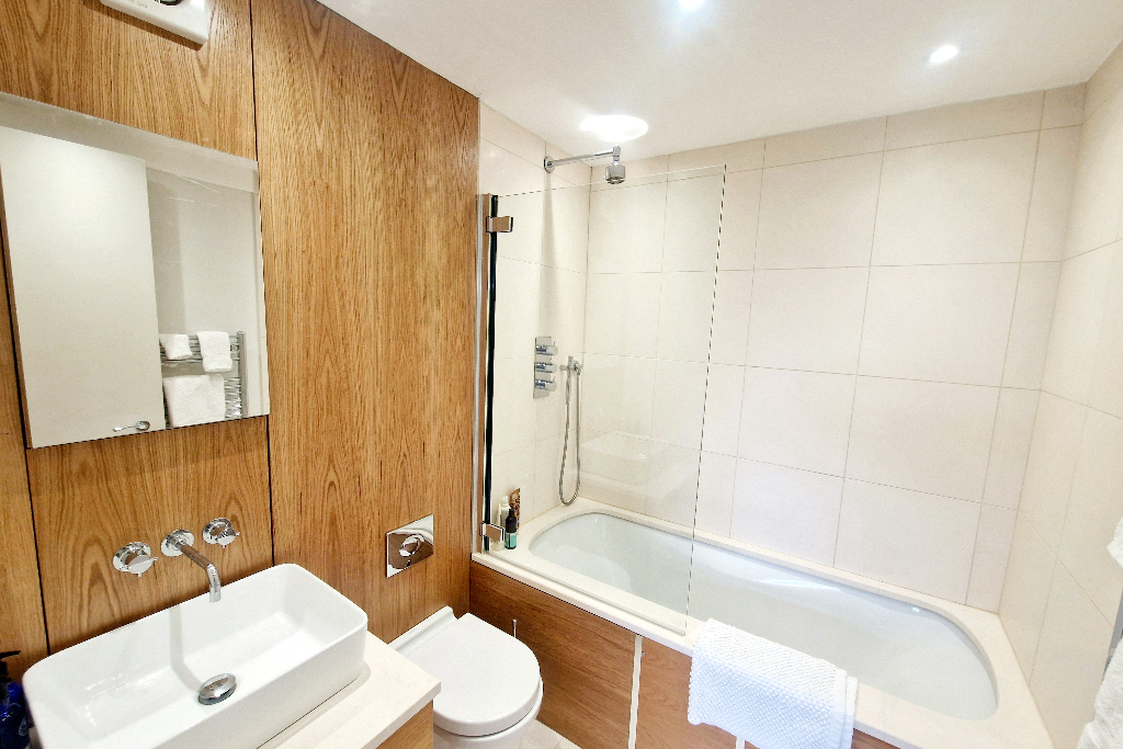 Meadowbank, Primrose Hill, London, NW3 - Image 11 Meadowbank, Primrose Hill, London, NW3 - Image 11