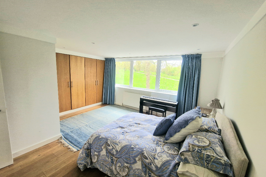 Meadowbank, Primrose Hill, London, NW3 - Image 12 Meadowbank, Primrose Hill, London, NW3 - Image 12