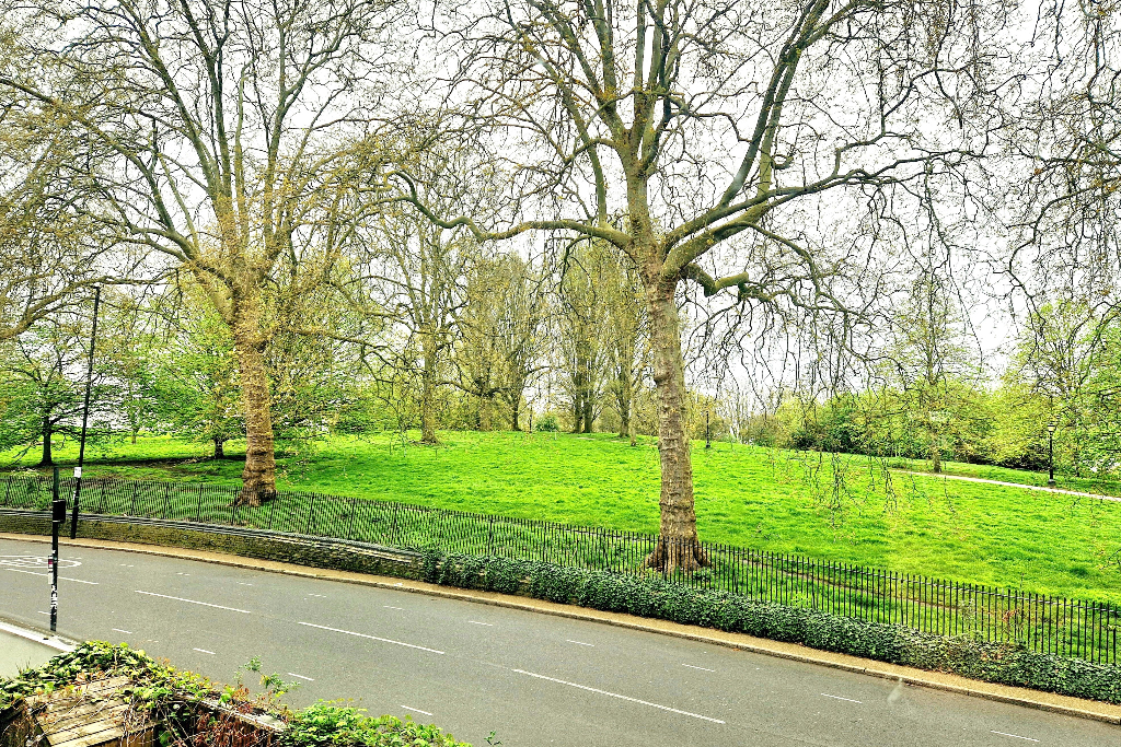 Meadowbank, Primrose Hill, London, NW3 - Image 3 Meadowbank, Primrose Hill, London, NW3 - Image 3